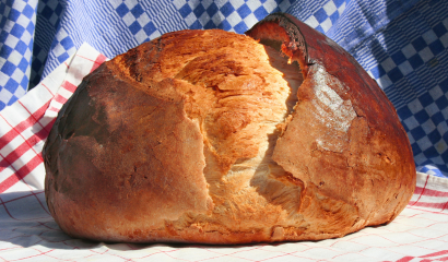A kenyér szó is permi eredetű: eredetileg ’kásá’-t jelenthetett.
