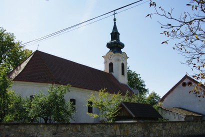A kutatásban szereplő szerb város, Pomáz ortodox temploma