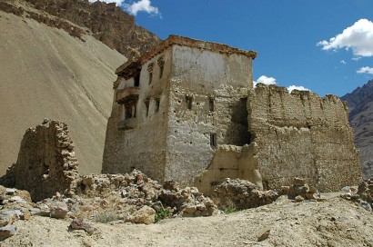 A zanglai kolostor Tibetben. Kőrösi Csoma Sándor másfél évet töltött el itt.