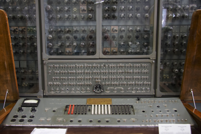 Az Ural-1 számítógép a hatvanas évekből