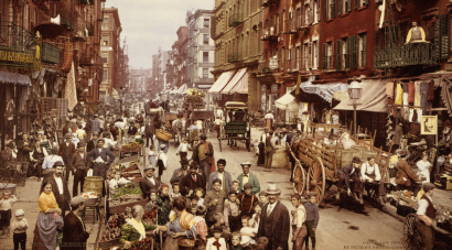 Bevándorlók a 20. század elején, New Yorkban. Magyarok si voltak közöttük. Vajon nekik tolmácsoltak?