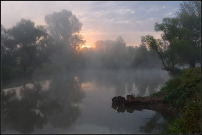 Hajnal a Dim folyón