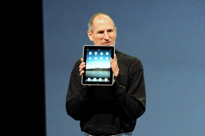 Jobs bemutatja az iPadet