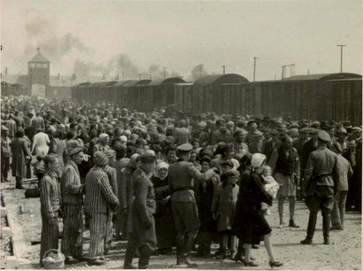 Magyar zsidók deportálása – érkezés Auschwitz-II (Birkenau) állomásra - 1944