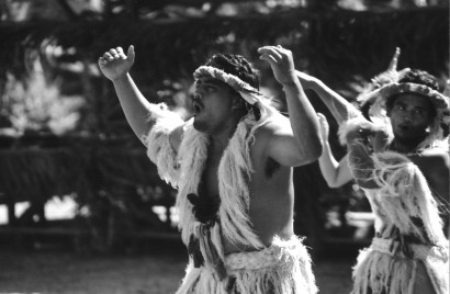 Törzsi tánc a Hiva Oa szigeten